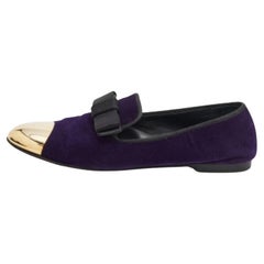 Giuseppe Zanotti Lila Samt Cap Toe Smoking Slippers Größe 39
