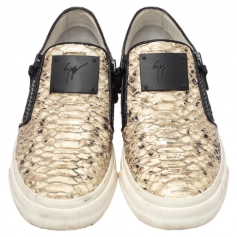 Giuseppe Zanotti Python geprägte Leder Devon Slip On Sneakers Größe 40 im Zustand „Gut“ im Angebot in Dubai, Al Qouz 2