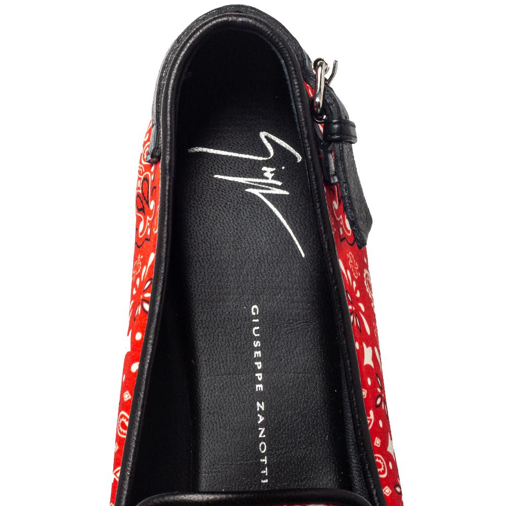 Giuseppe Zanotti Red/Black Printed Fabric Buckle Detail Smoking Slippers Size 41 2
