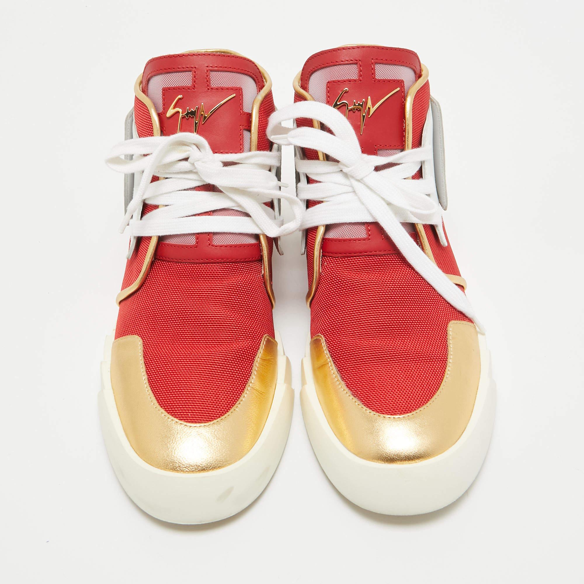 Beige Giuseppe Zanotti, pelle rossa/oro, Foxy London, scarpe da ginnastica alte 44 in vendita
