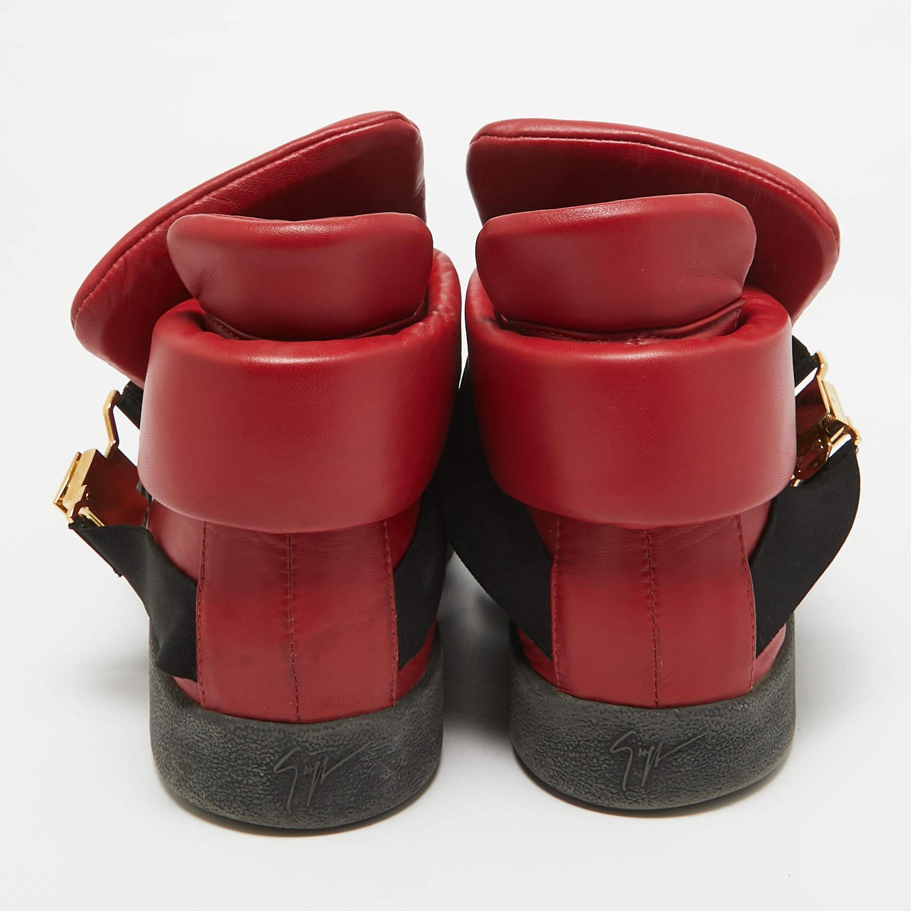 Giuseppe Zanotti, scarpe da ginnastica alte in pelle rossa taglia 46 in vendita 1