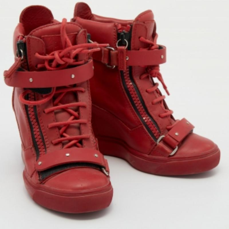 Giuseppe Zanotti Red Leather High Top Wedge Sneakers Size 36.5 In Fair Condition For Sale In Dubai, Al Qouz 2
