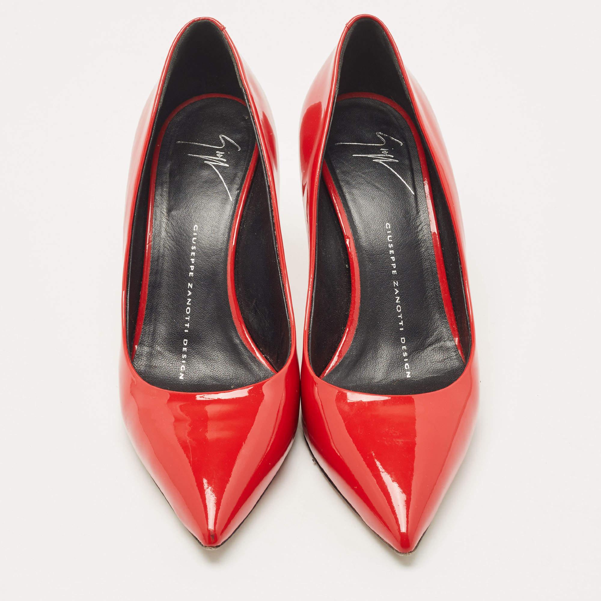 Women's Giuseppe Zanotti Red Patent Leather Lucrezia Pumps Size 36 For Sale
