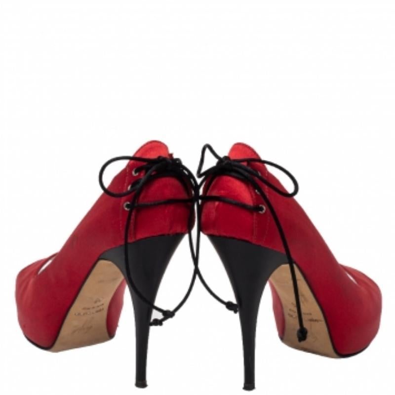 Giuseppe Zanotti Red Satin Peep Toe Platform Pumps Size 36 For Sale 1