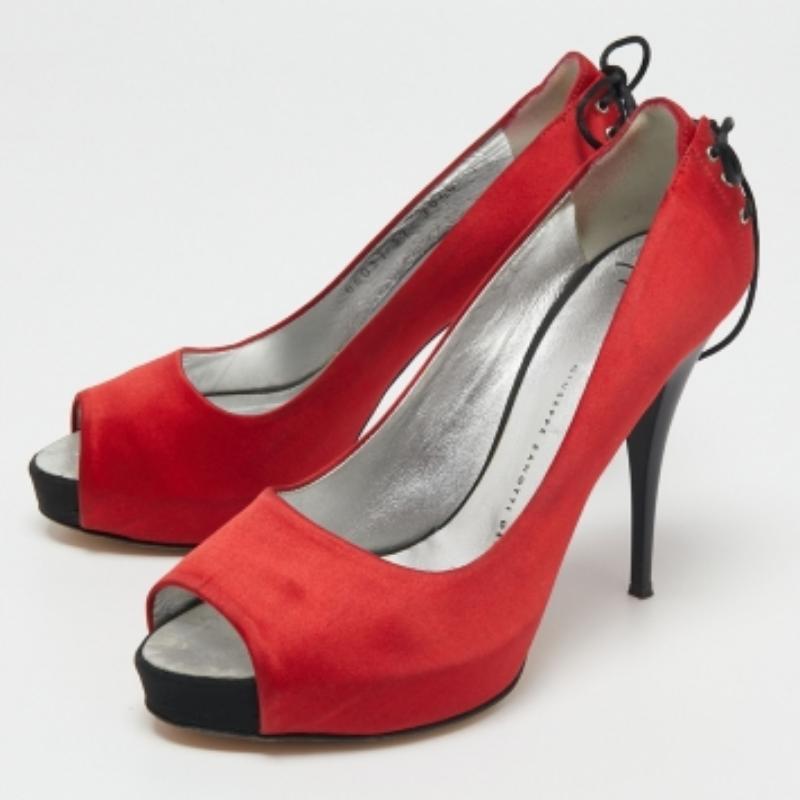 Giuseppe Zanotti Red Satin Peep Toe Platform Pumps Size 37 For Sale 4