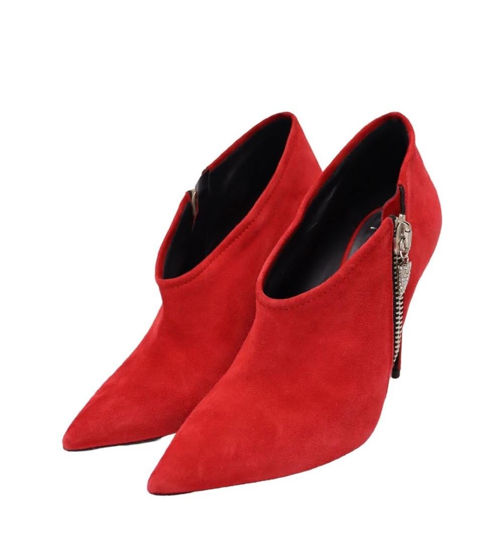 Giuseppe Zanotti Red Suede Bootie, Features a Pointed Toe, Stiletto Heel, and a Zip Closure.

Material: Leather
Size: EU 39
Heel Height: 11cm
Overall Condition: Good
Interior Condition: Signs of use
Exterior Condition: Scuffing
*Includes box