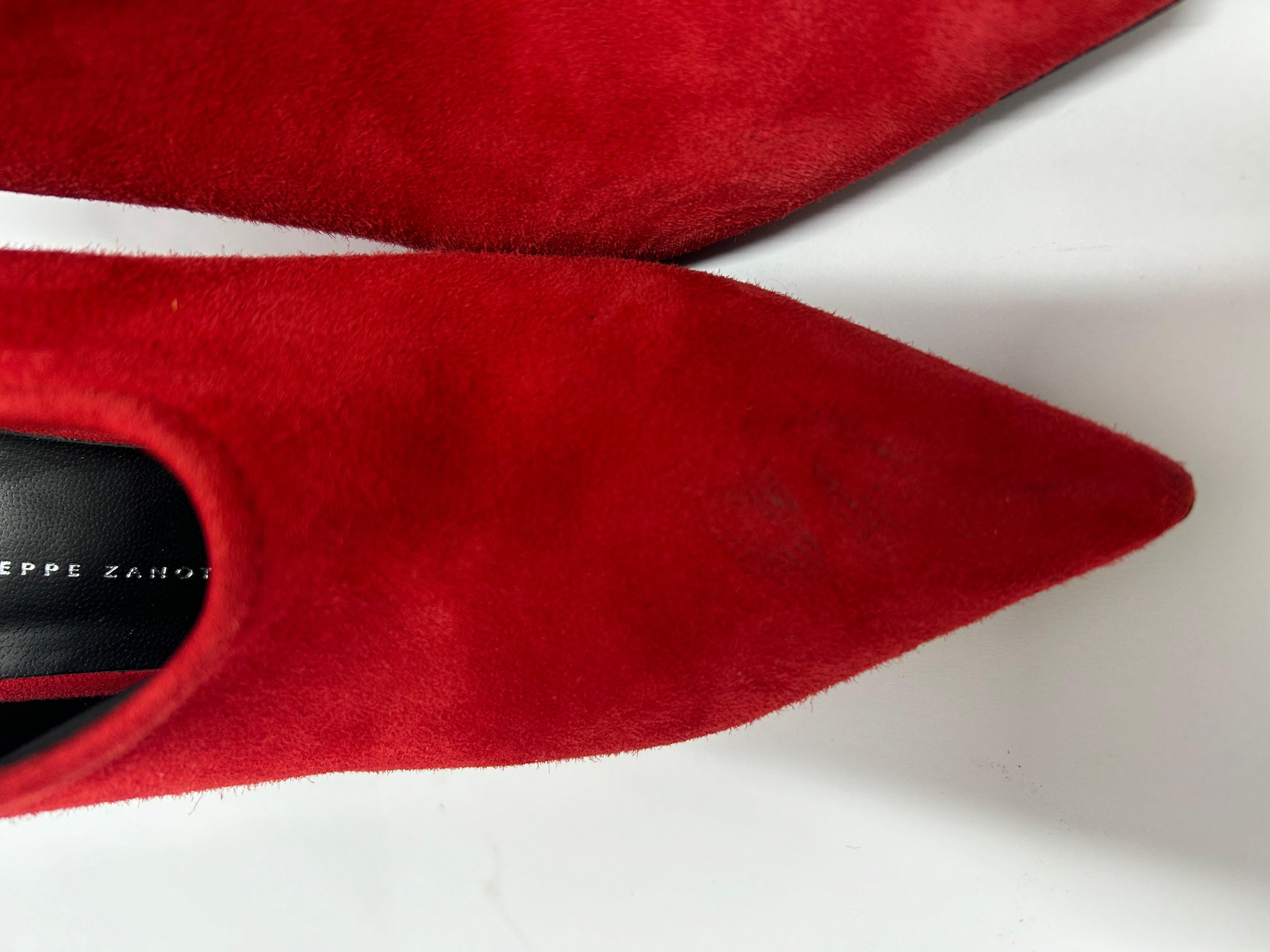 Giuseppe Zanotti Red Suede Bootie Size EU 39 For Sale 2