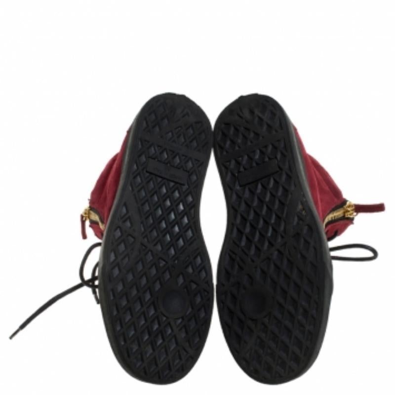 Giuseppe Zanotti - Baskets mid-haut en daim rouge, taille 36 en vente 1