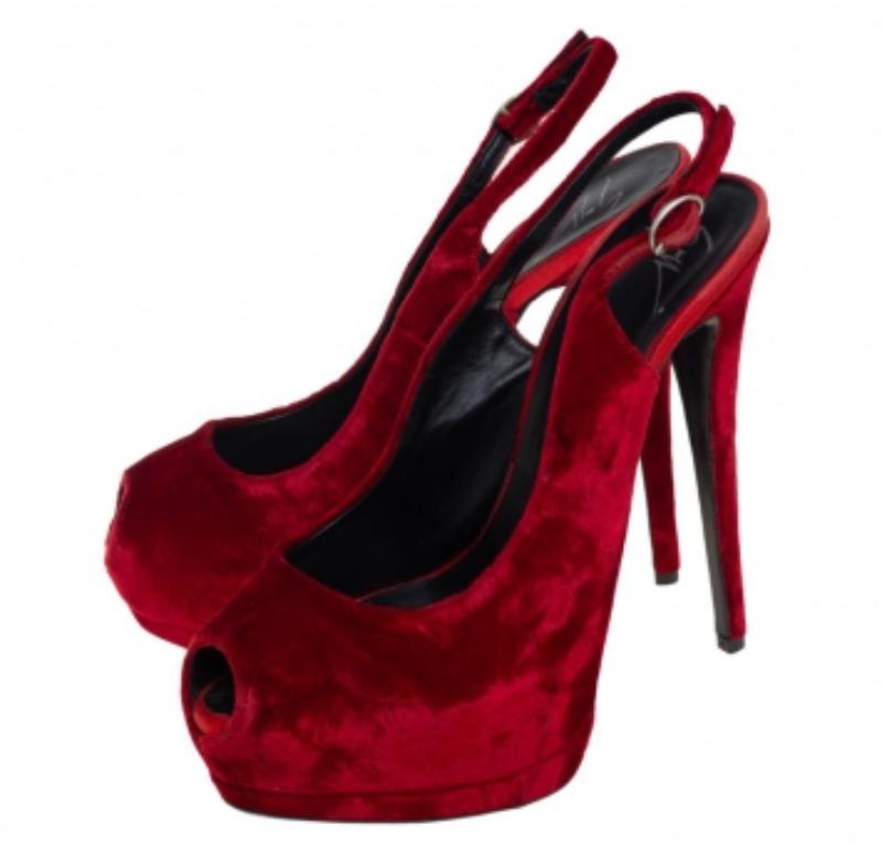 Giuseppe Zanotti Red Velvet  Peep Toe Slingback Platform Sandals Size 38.5 For Sale 3
