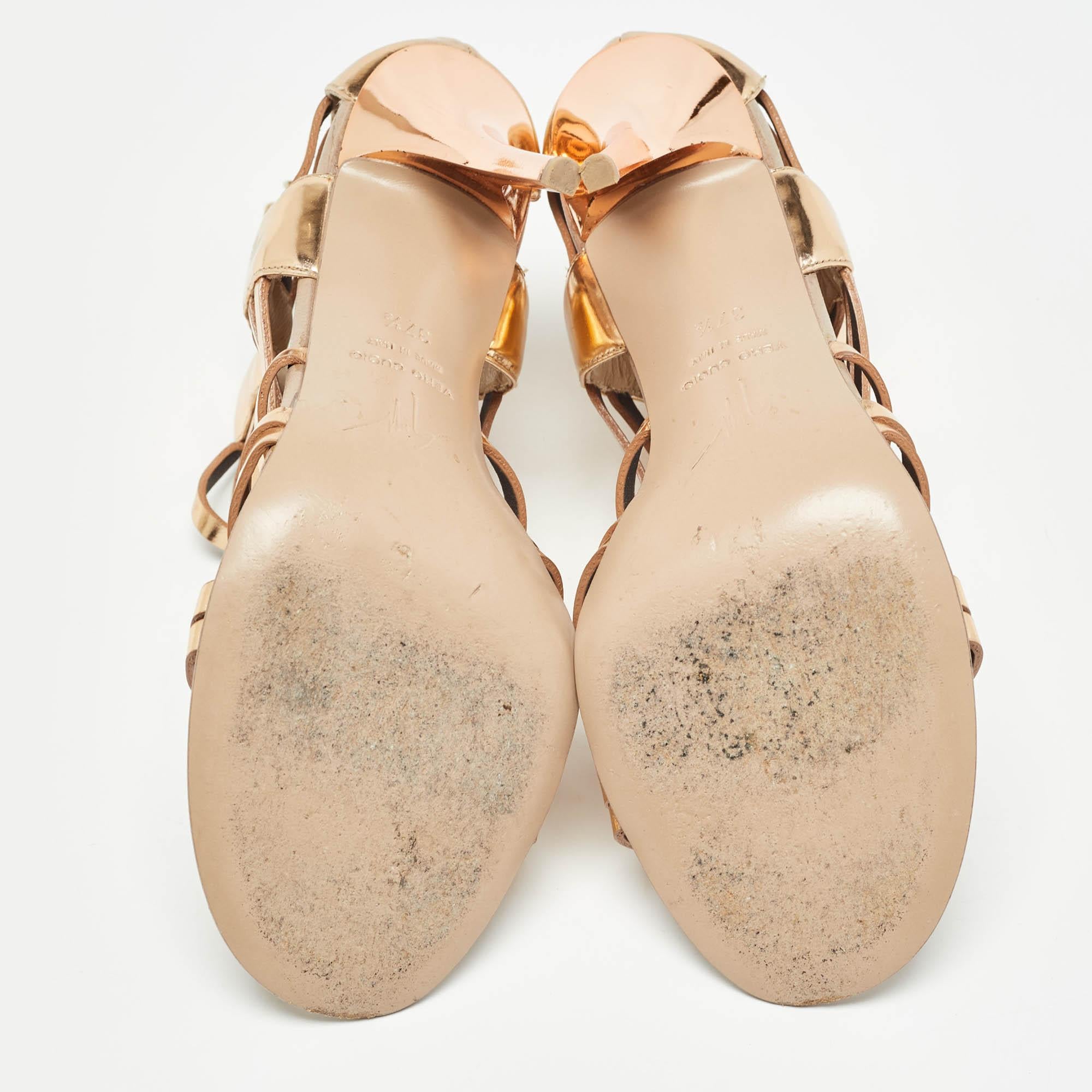 Giuseppe Zanotti Sandalias enjauladas de piel oro rosa talla 37.5 en venta 1