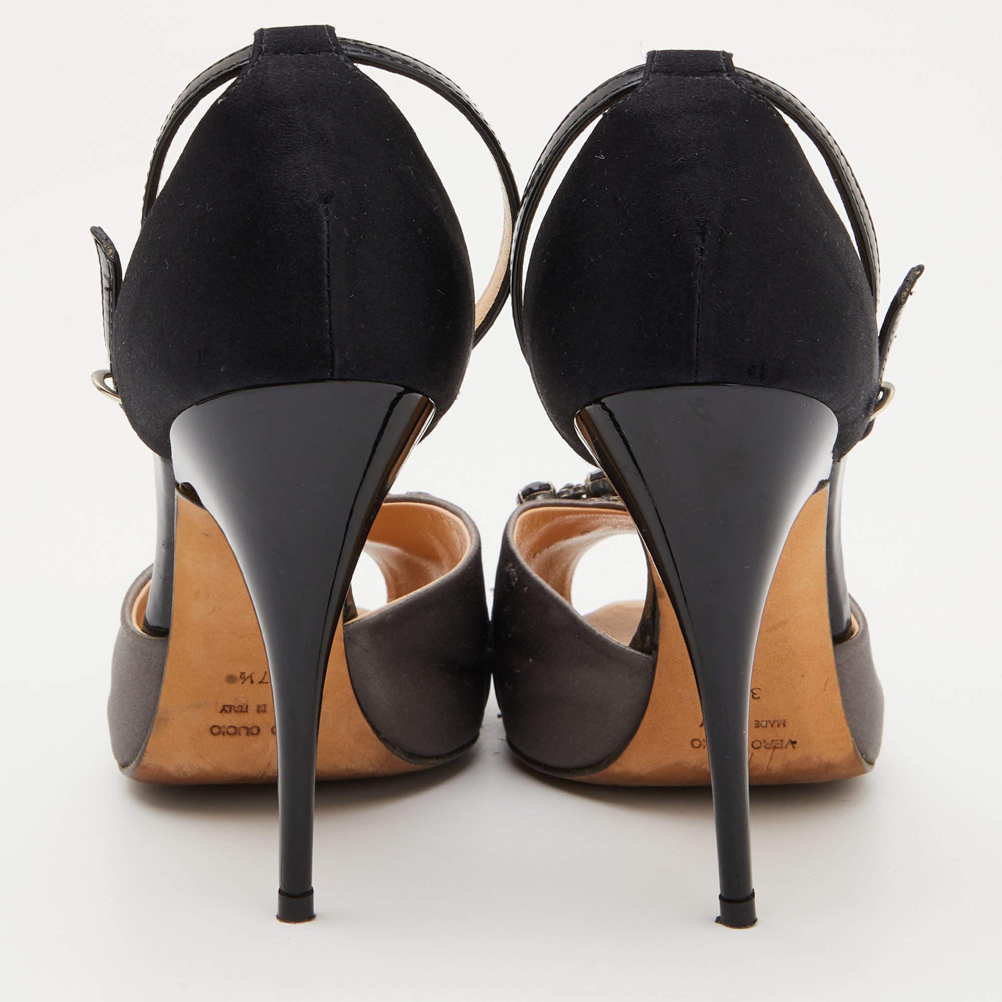  Sandales Giuseppe Zanotti en cuir satiné ornées de cristaux, taille 37,5 Pour femmes 