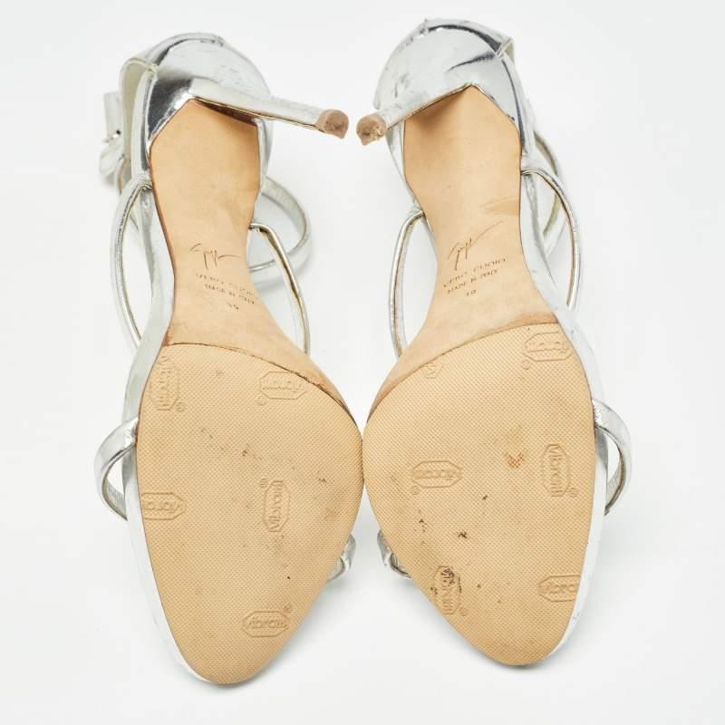 Giuseppe Zanotti Silver Sandali con Cinturino alla Caviglia Taglia 39 in vendita 1