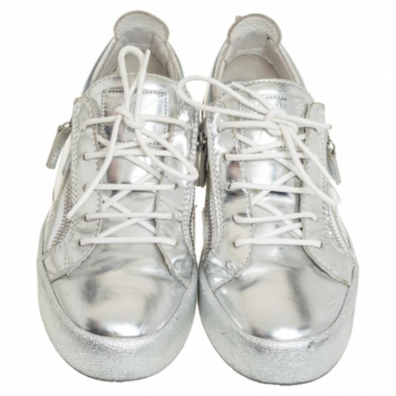 Women's Giuseppe Zanotti Silver Leather Lace up Sneakers Size 40 For Sale