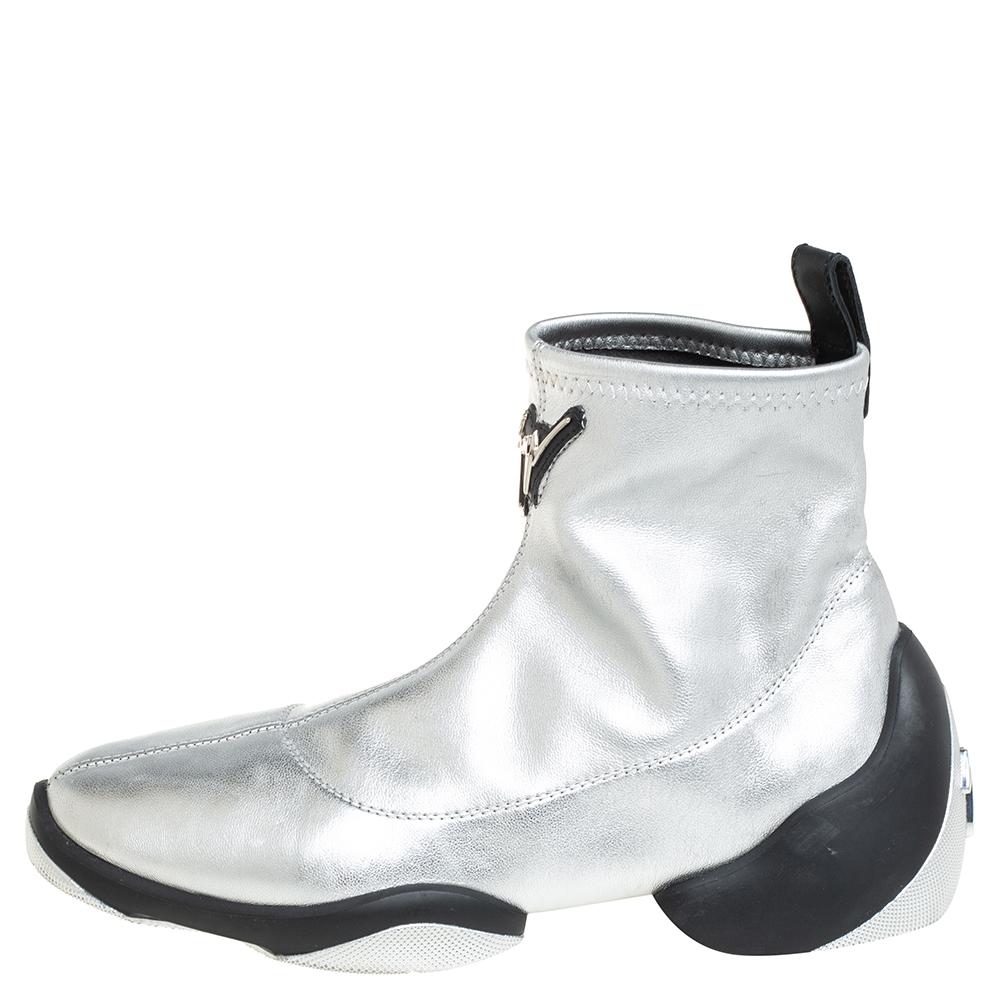 Women's Giuseppe Zanotti Silver Leather Light Jump HT3 Ankle Boots Size 37.5