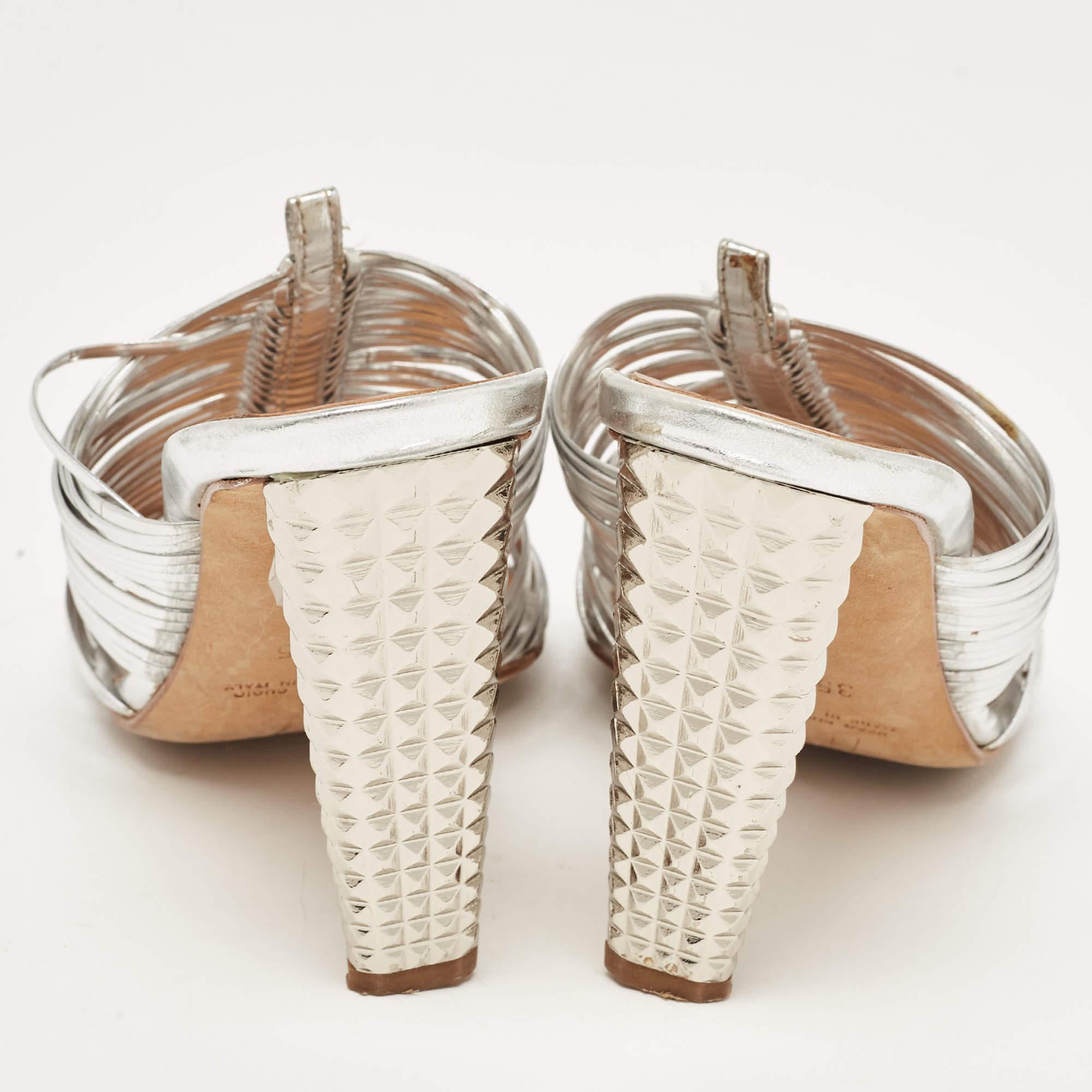Mules à lanières Giuseppe Zanotti en cuir argenté, taille 35 Pour femmes en vente