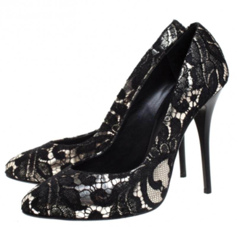 Giuseppe Zanotti Silber Metallic Leder und Schwarze Spitze Pumps Größe 38 im Angebot 3