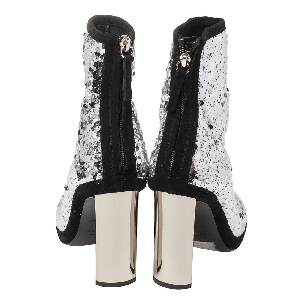 Giuseppe Zanotti Botines Adornados con Lentejuelas Plateadas Talla 36 Negro