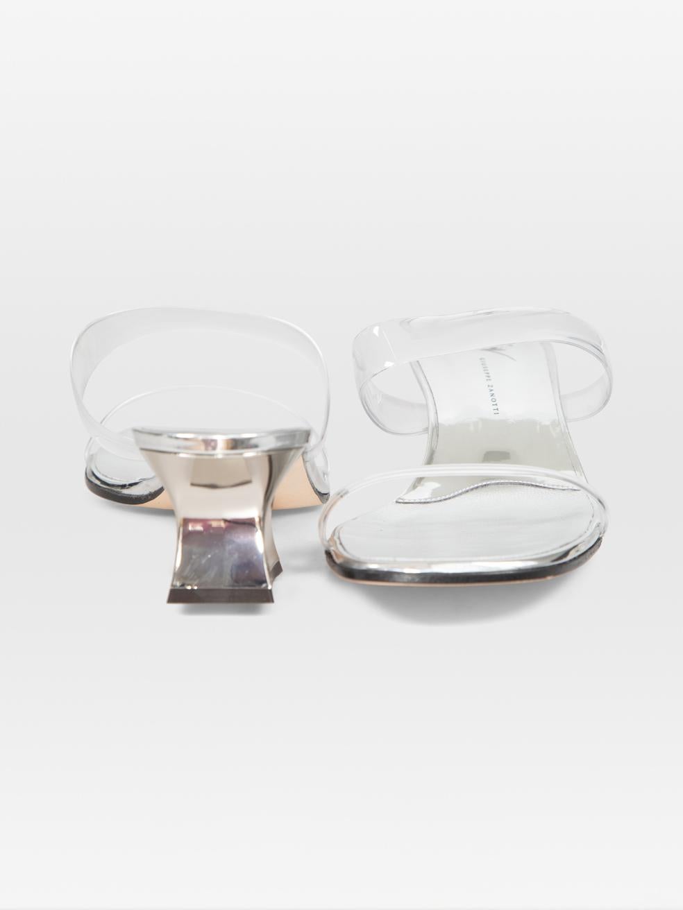 Giuseppe Zanotti Silver Transparent Sandals Size IT 41 In New Condition For Sale In London, GB
