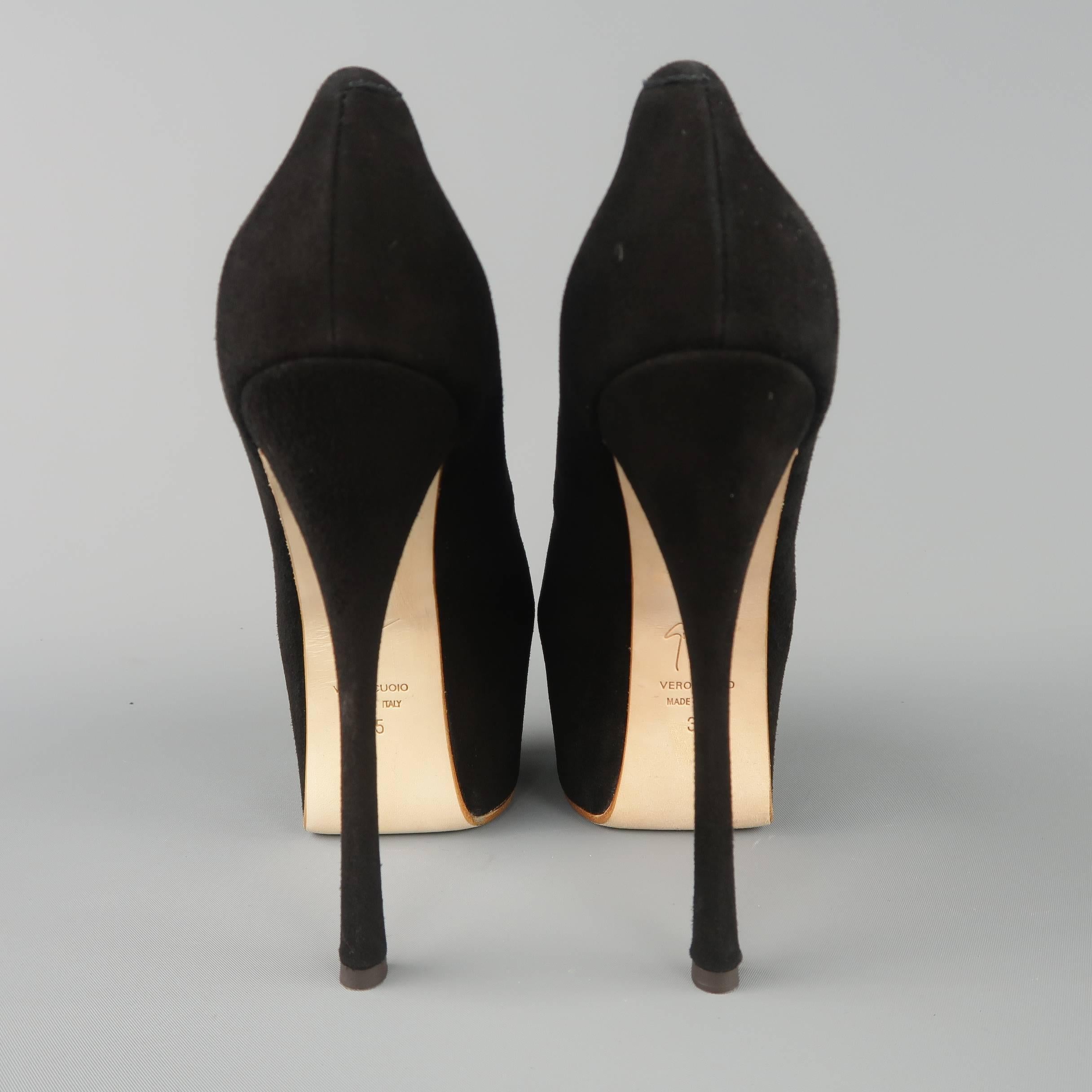 GIUSEPPE ZANOTTI Size 5 Black Suede Peep Toe Platform Pumps In New Condition In San Francisco, CA