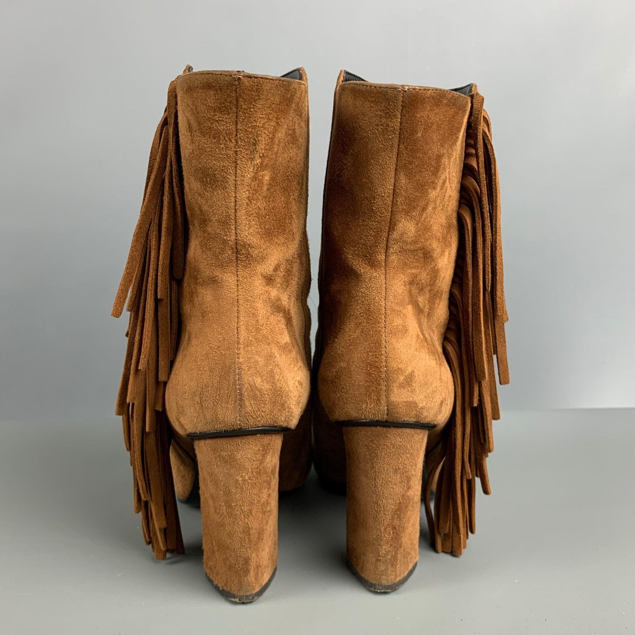 GIUSEPPE ZANOTTI Size 7.5 Brown Suede Fringe Chunky heel Boots In Good Condition For Sale In San Francisco, CA