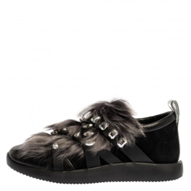 Women's Giuseppe Zanotti Suede and Fur Christie Crystal Slip On Sneakers Size 39 For Sale