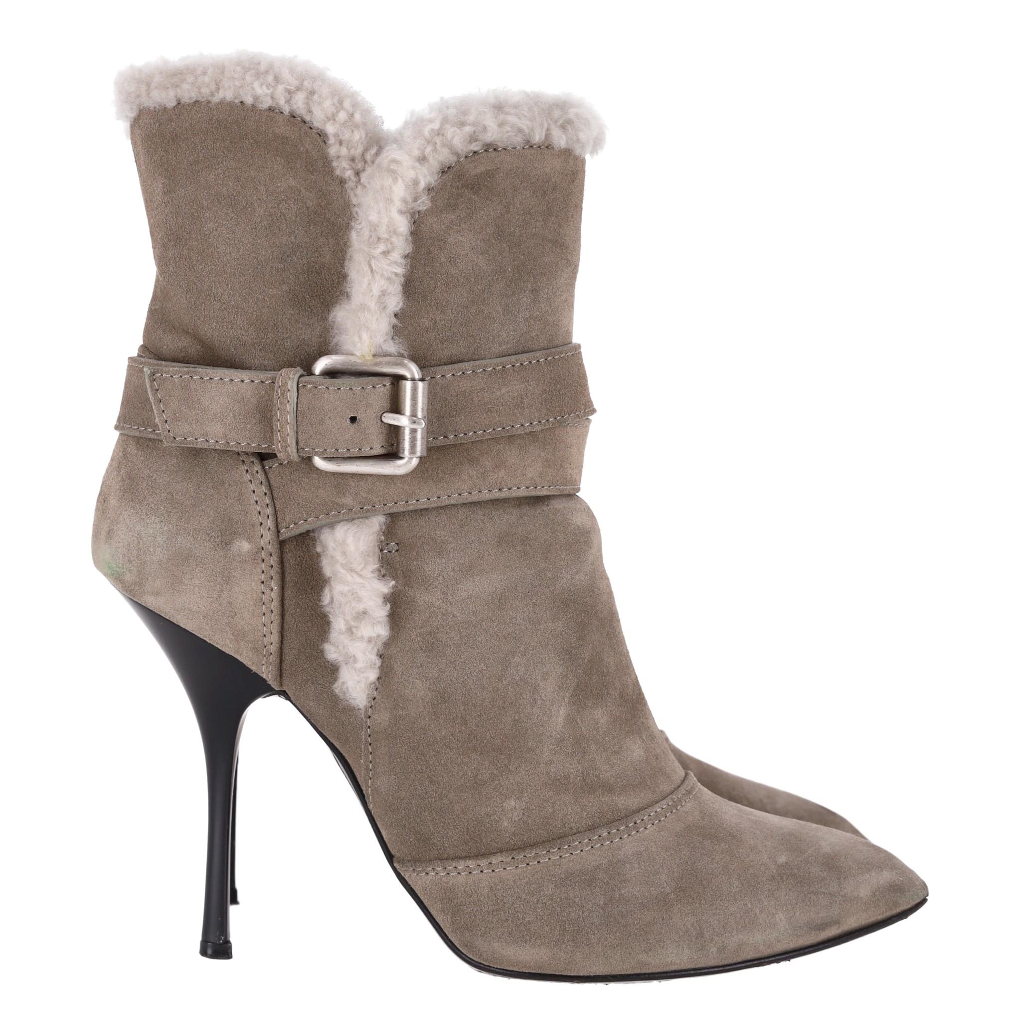 Gris Giuseppe Zanotti - Bottines en daim bordées de shearling en vente