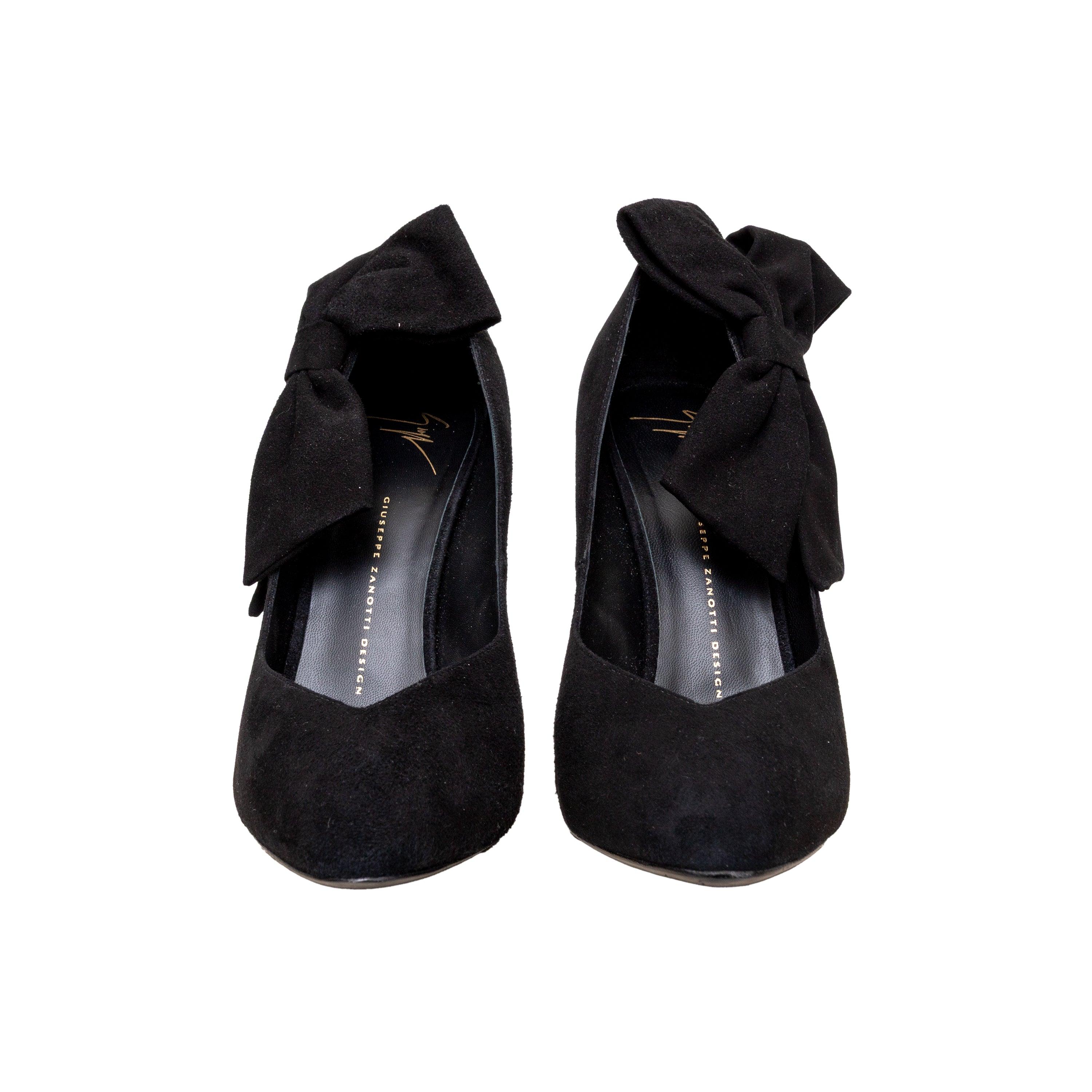 Black Giuseppe Zanotti Suede Bow Pumps - '10s For Sale