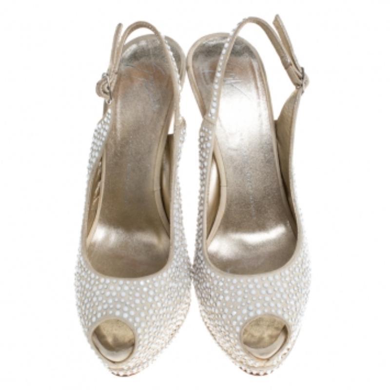 Giuseppe Zanotti Sandali Peep Toe in pelle scamosciata impreziositi da cristalli misura 40 in vendita 2