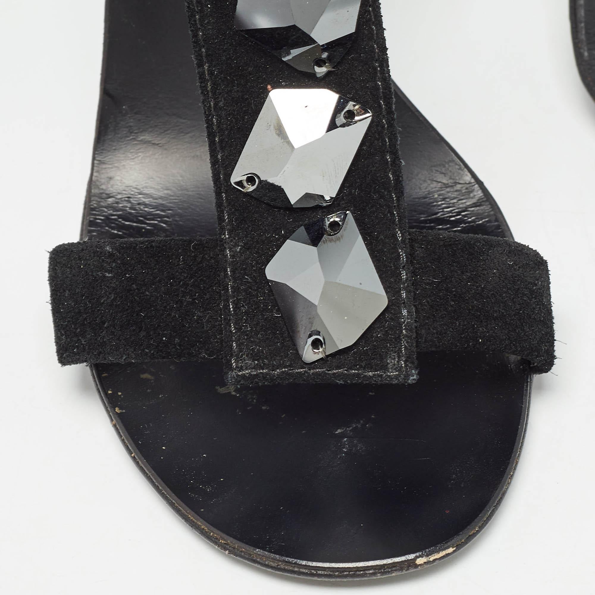 Giuseppe Zanotti - Sandales à lanières en daim ornées de cristaux T-Bar - Taille 37,5 en vente 2