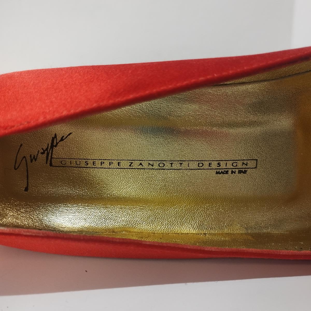 Giuseppe Zanotti Vintage Satin-Schuhe IT 38 im Angebot 2