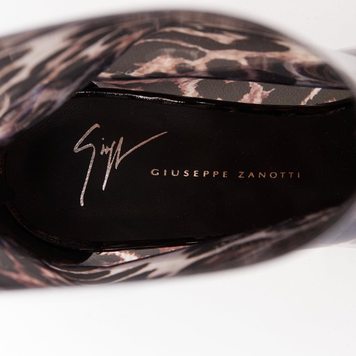 GIUSEPPE ZANOTTI Violaine Cheville bleu léopard gaufré Bottes en PVC EU39 en vente 4