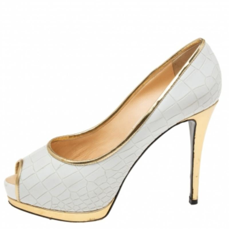 Giuseppe Zanotti White Croc Embossed Leather Peep-Toe Platform Pumps Size 39 (escarpins à plateforme en cuir gaufré)
