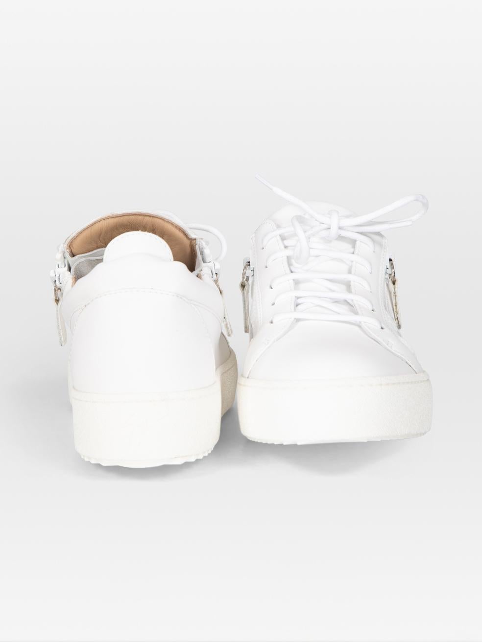 Gray Giuseppe Zanotti White Leather Gail Trainers Size IT 39.5 For Sale