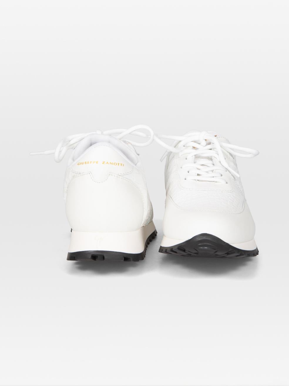Gray Giuseppe Zanotti White Leather Jimi 15 Trainers Size IT 40 For Sale