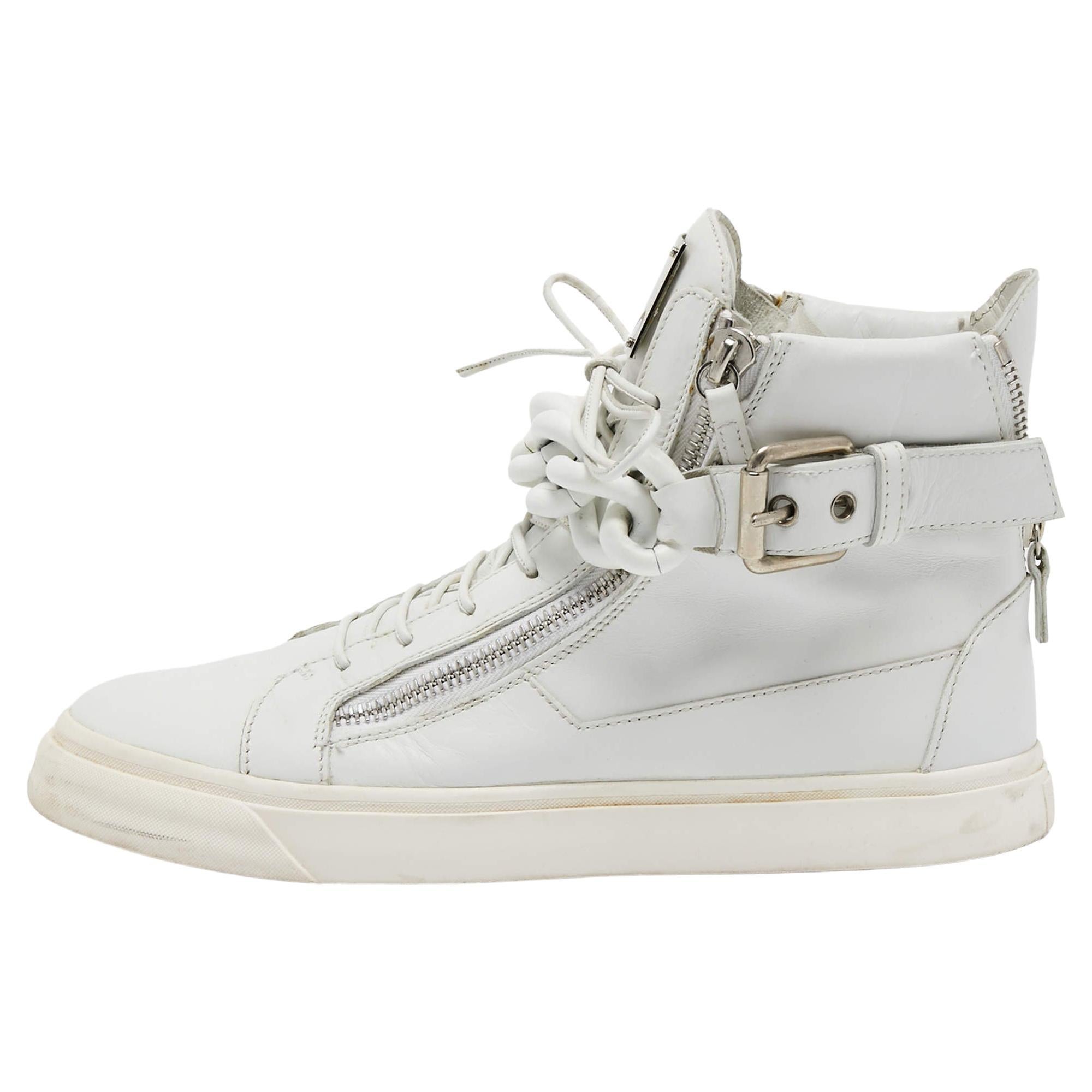 Giuseppe Zanotti White Leather Metal Chain High Top Sneakers Size 44 For Sale