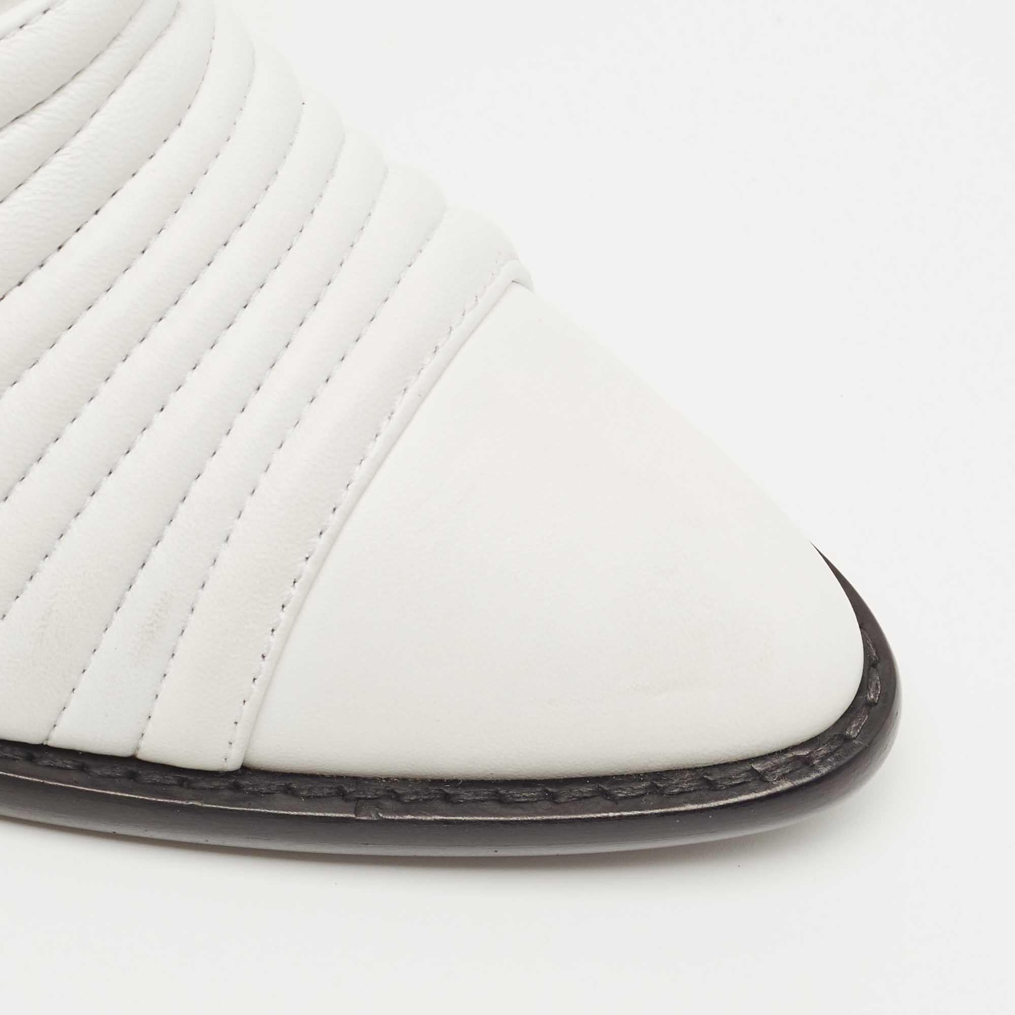 Women's Giuseppe Zanotti White Leather Olinda Ankle Boots For Sale