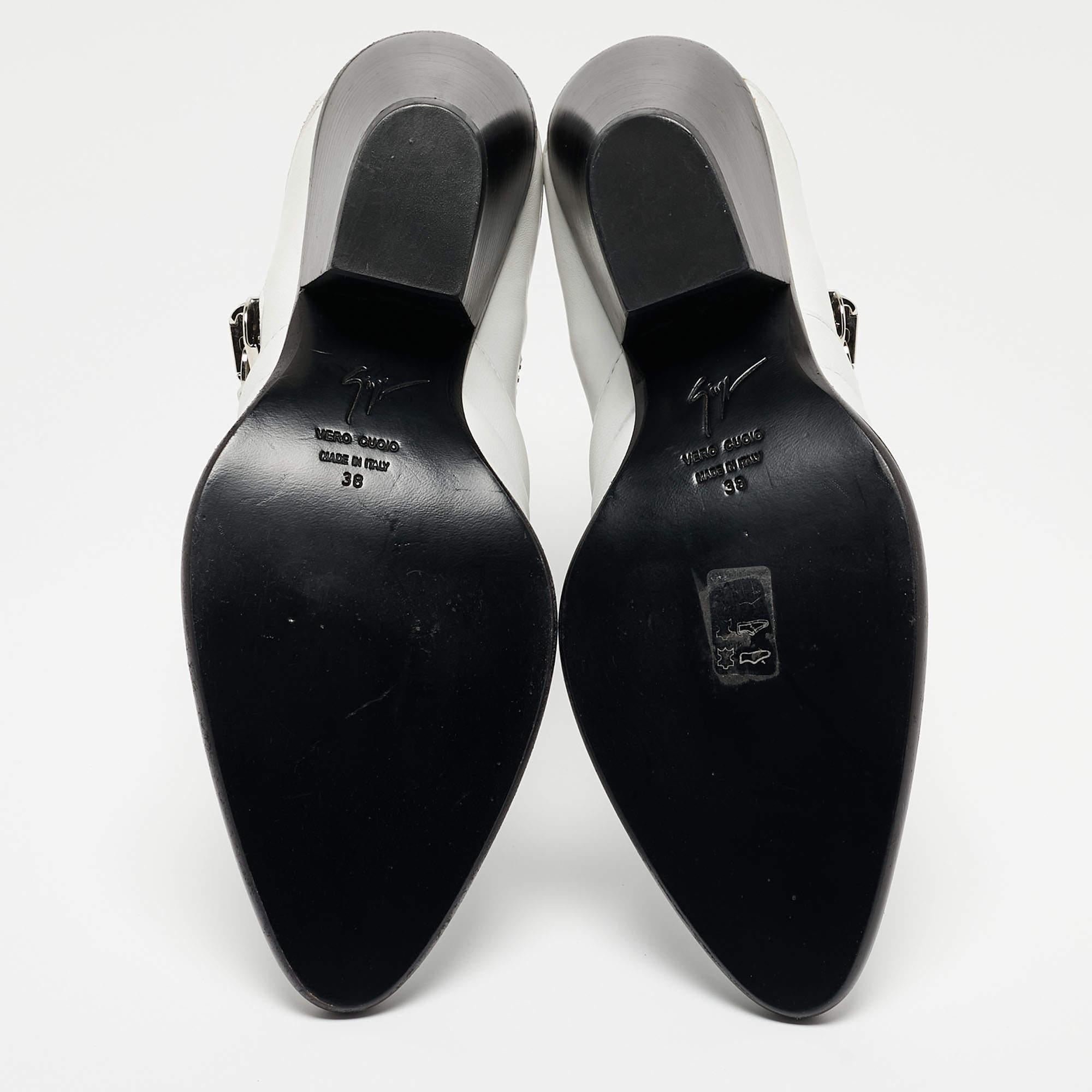 Giuseppe Zanotti White Leather Olinda Ankle Boots Size 38 For Sale 3