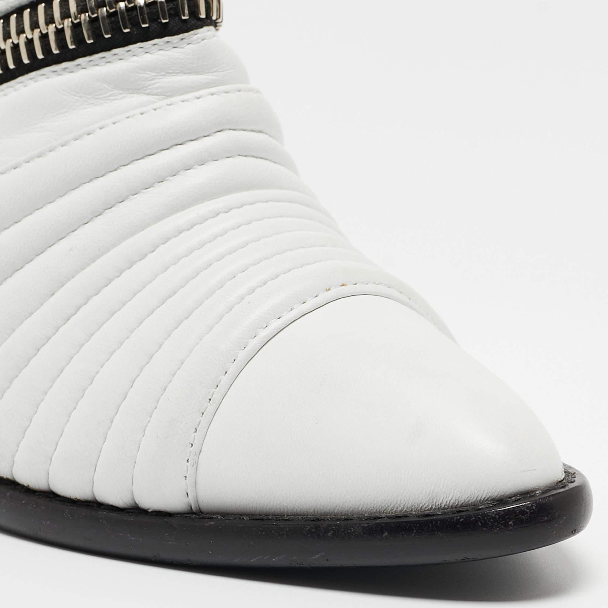 Giuseppe Zanotti White Leather Olinda Ankle Boots Size 38 For Sale 4