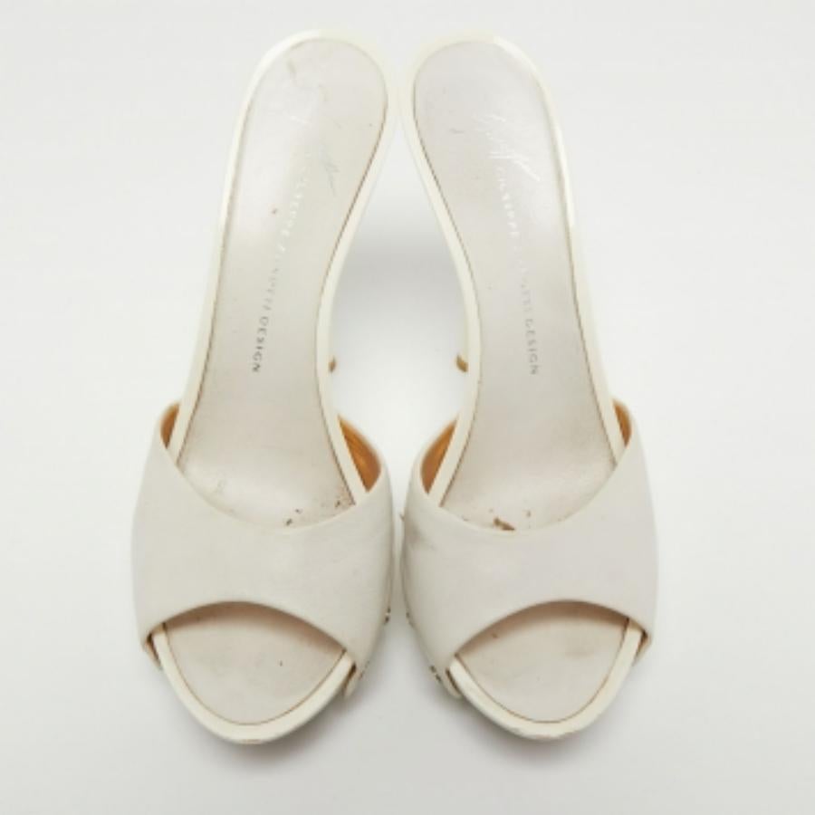 Giuseppe Zanotti Weißes Leder Offene Zehe Slide Sandalen Größe 36 im Angebot 5