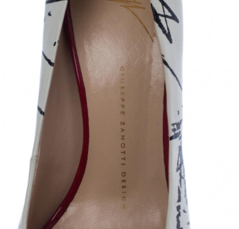 Giuseppe Zanotti Weiße bedruckte Kork Plateau-Pumps aus Leder Größe 38,5 im Angebot 3