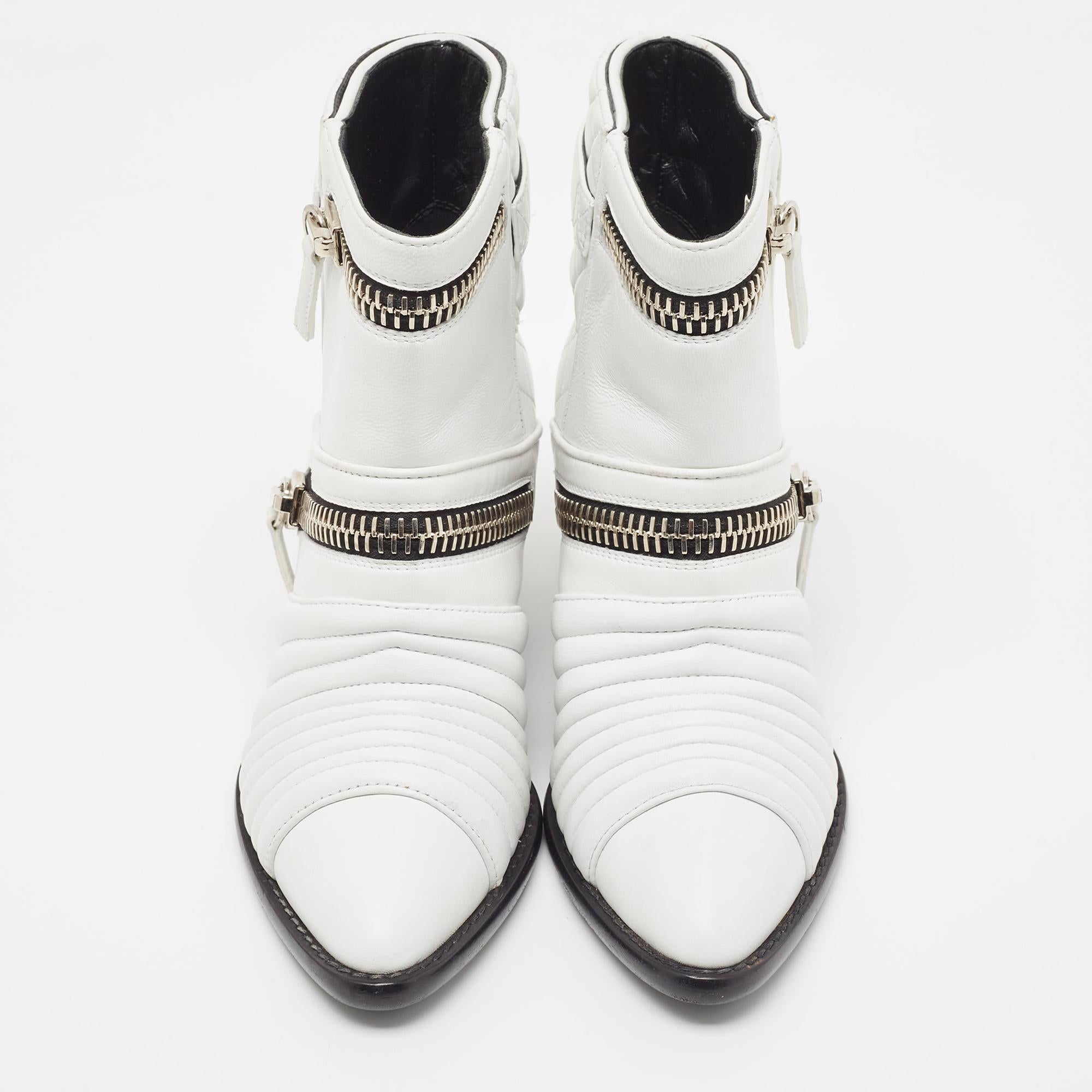 Giuseppe Zanotti White Quilted Leather Ankle Boots Size 37.5 For Sale 2