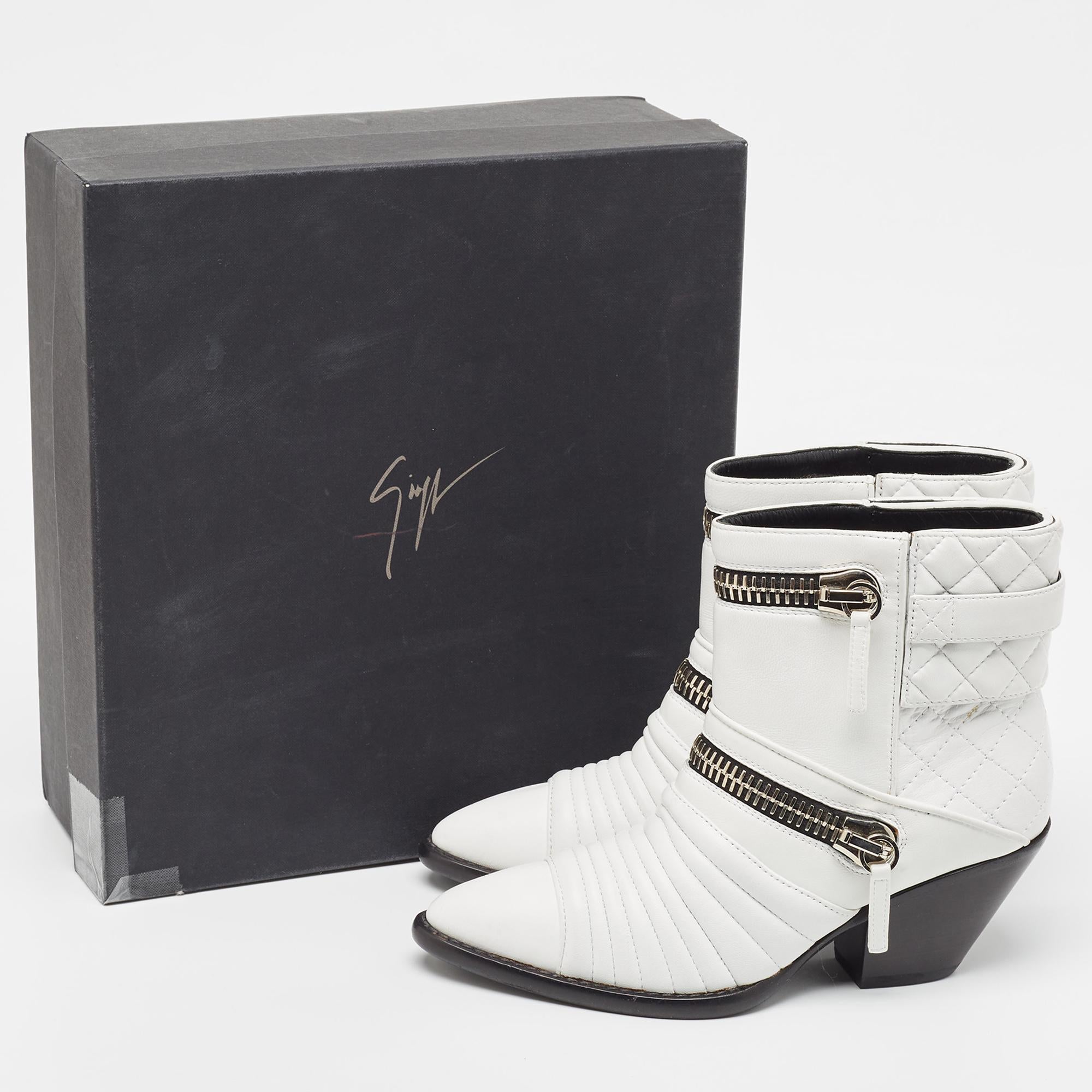 Giuseppe Zanotti White Quilted Leather Ankle Boots Size 37.5 For Sale 5