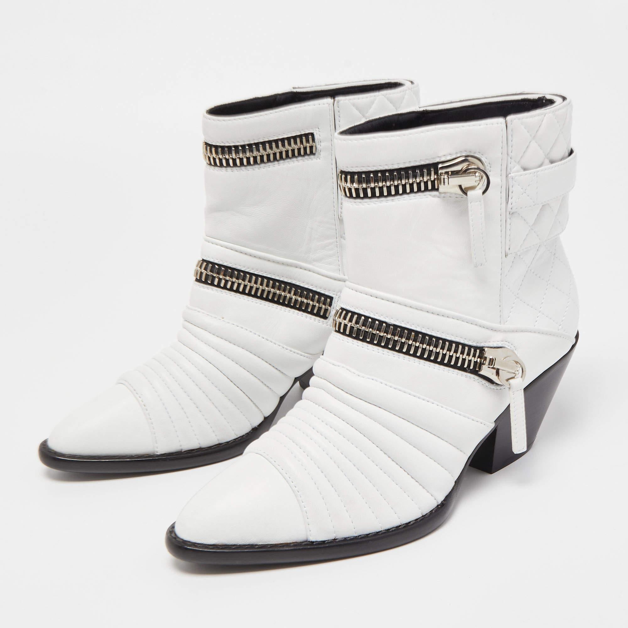 Giuseppe Zanotti White Quilted Leather Ankle Boots Size 38 For Sale 2