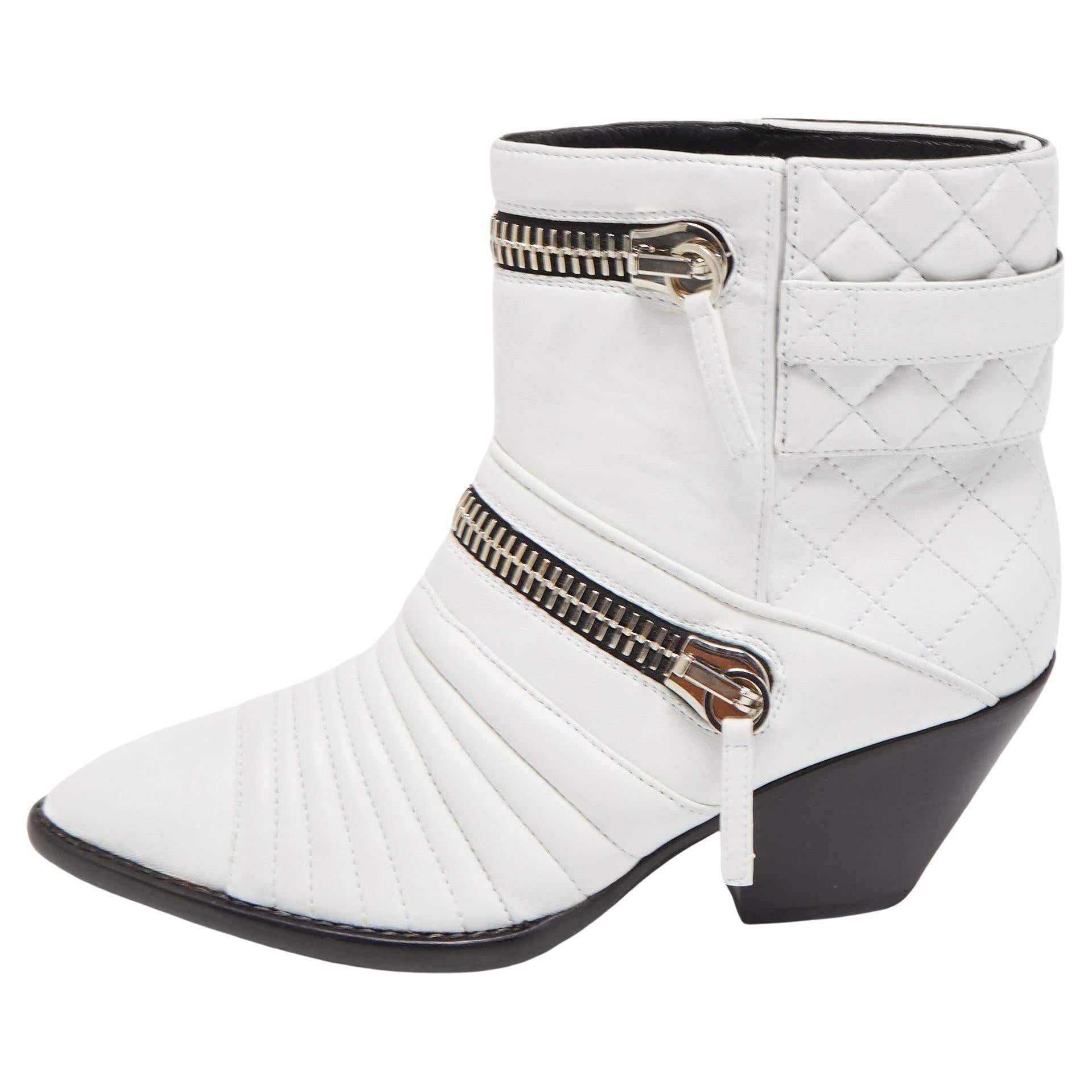 Giuseppe Zanotti White Quilted Leather Ankle Boots Size 38 For Sale