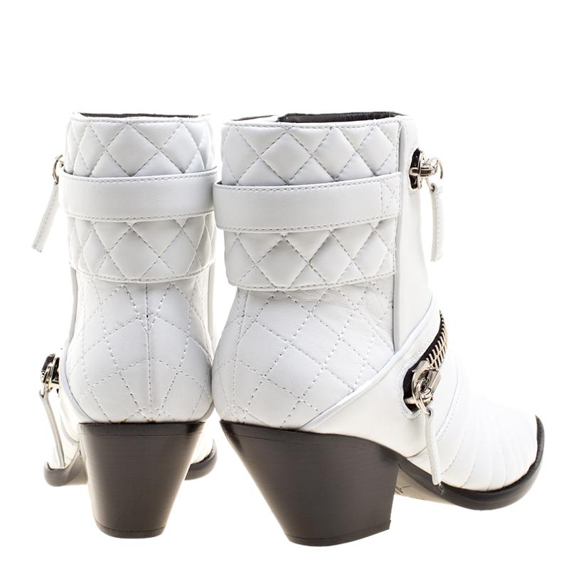 Giuseppe Zanotti White Quilted Leather Ankle Boots Size 38.5 1