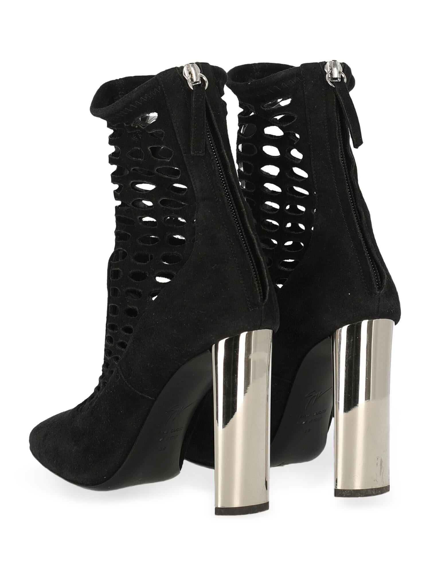 Women's Giuseppe Zanotti Woman Ankle boots Black Leather IT 38 For Sale