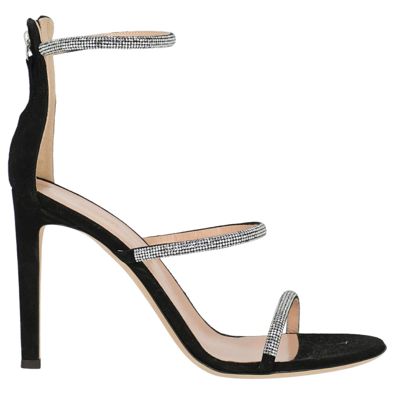 yeezy womens shoes black