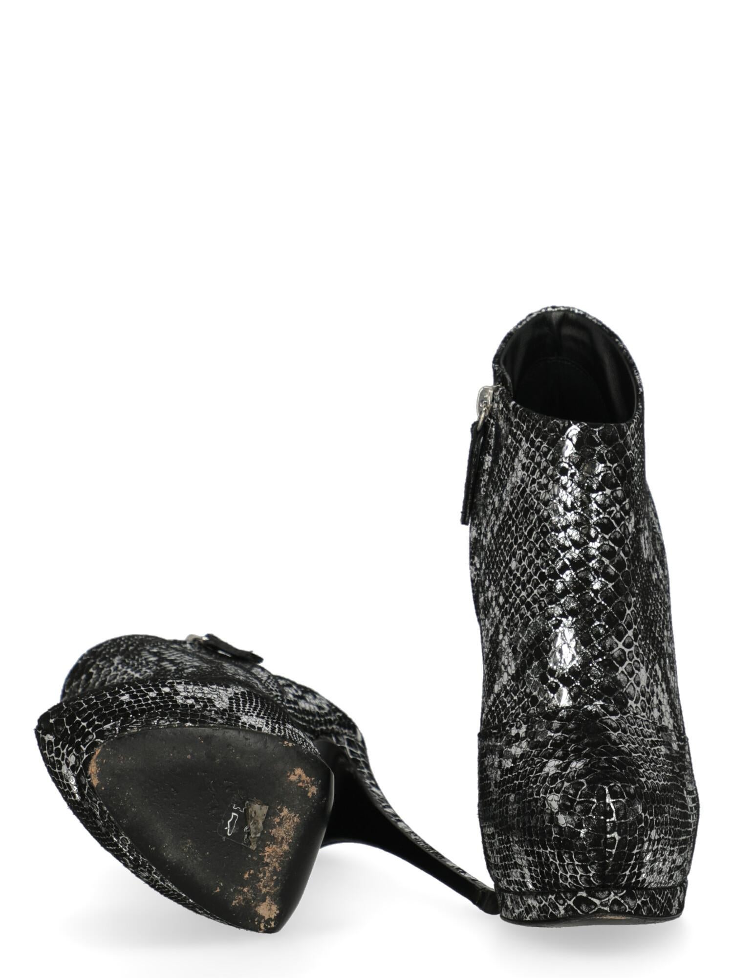 Women's Giuseppe Zanotti  Women   Ankle boots  Black, Silver Leather EU 37 For Sale