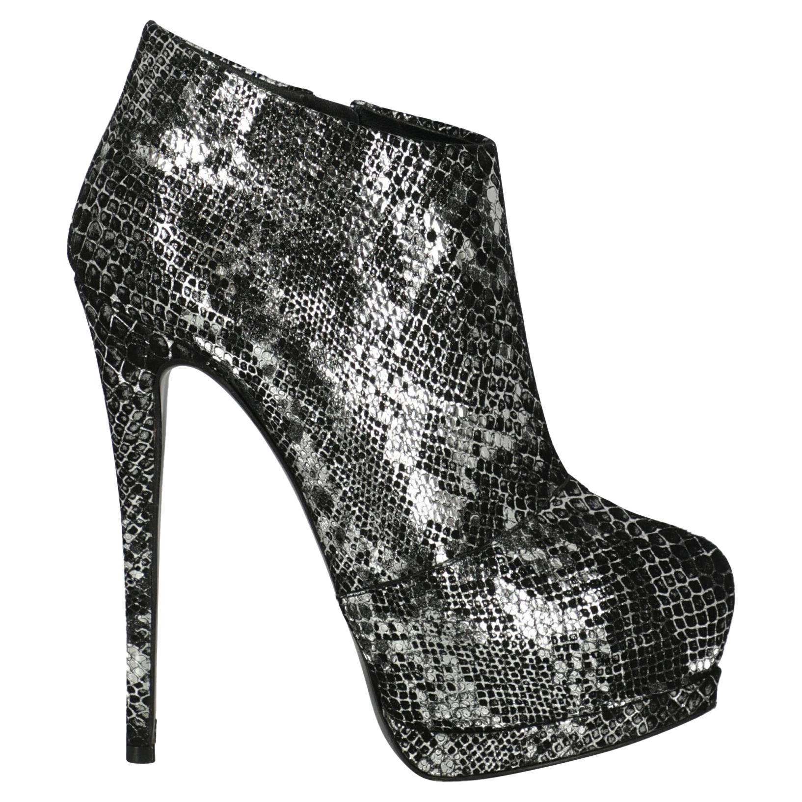 Giuseppe Zanotti  Women   Ankle boots  Black, Silver Leather EU 37 For Sale