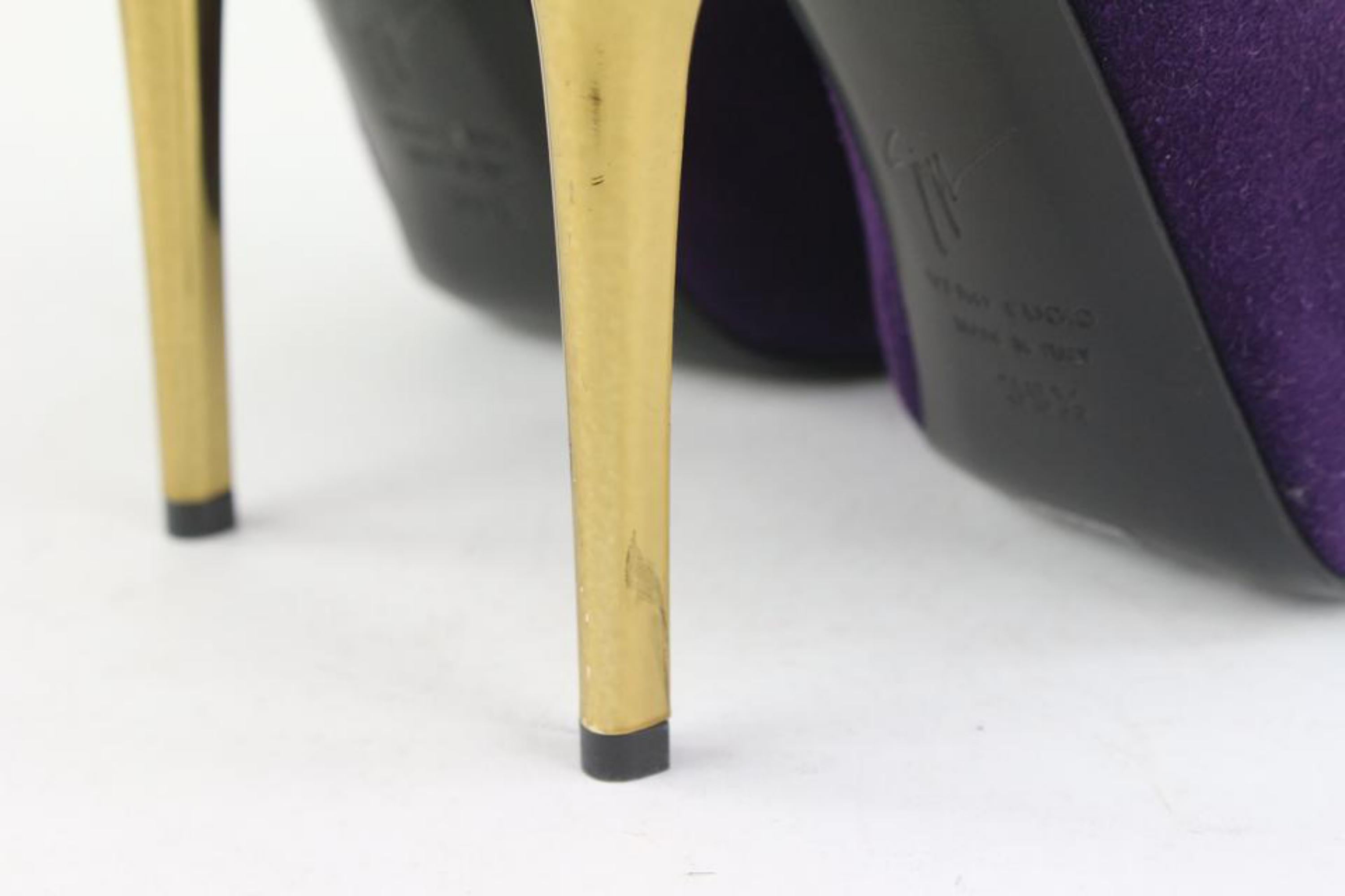 Giuseppe Zanotti Women's 39.5 Purple Suede x Gold Nana Heels 1116gz45 In New Condition For Sale In Dix hills, NY